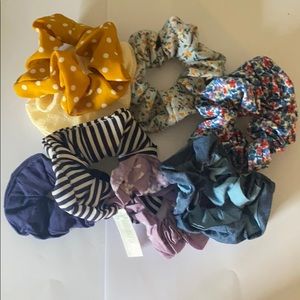 American Eagle Assorted Scrunchies